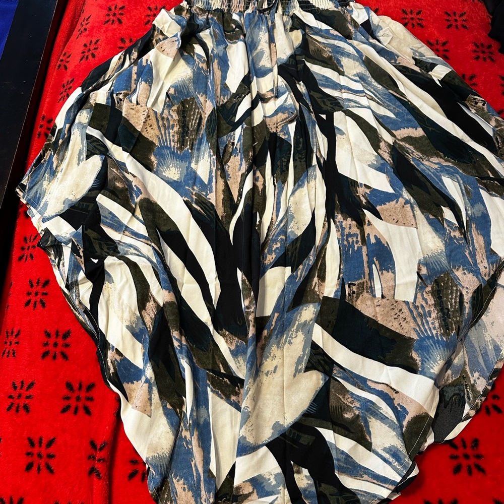 Abstract Patterned Women's Skirt